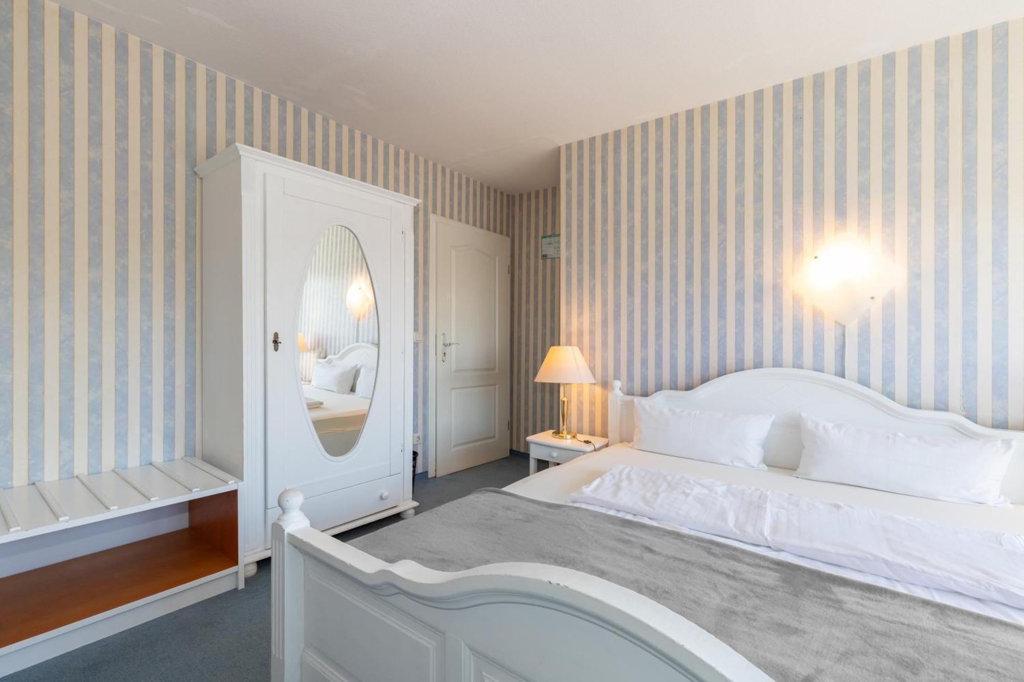Hotel Klaus Stoertebeker رالسفيك المظهر الخارجي الصورة